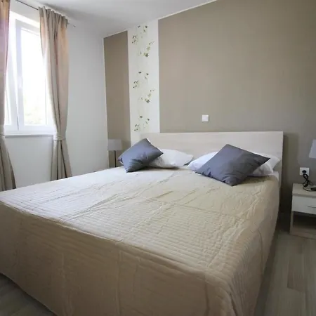 Gorica 1 A4-1 No-1 By Interhome Apartment