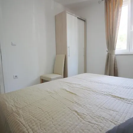 Gorica 1 A4-1 No-1 By Interhome *