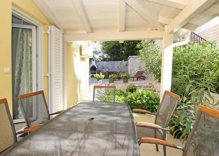 Gorica 1 A4-1 No-1 By Interhome Baska (Krk)