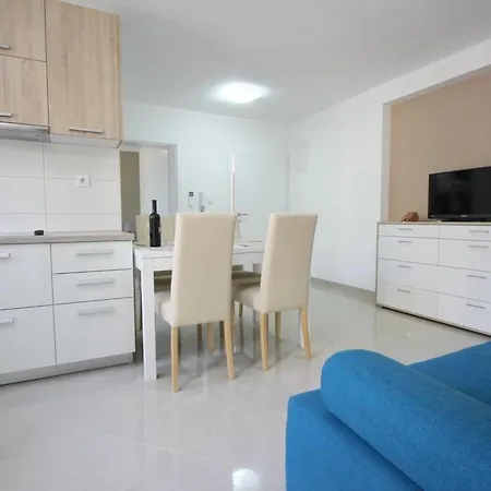 Gorica 1 A4-1 No-1 By Interhome